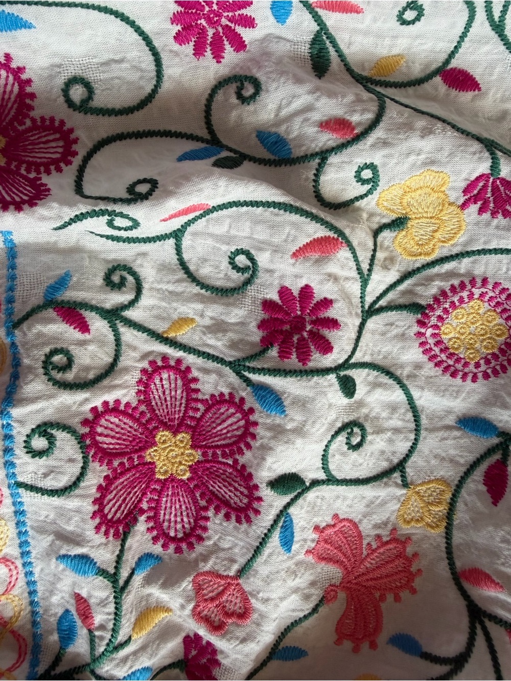 Savanna Jane White Embroidered Floral Top - Picture 2 of 6